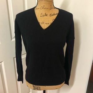 🖤 Cashmere sweater black v neck long sleeve
